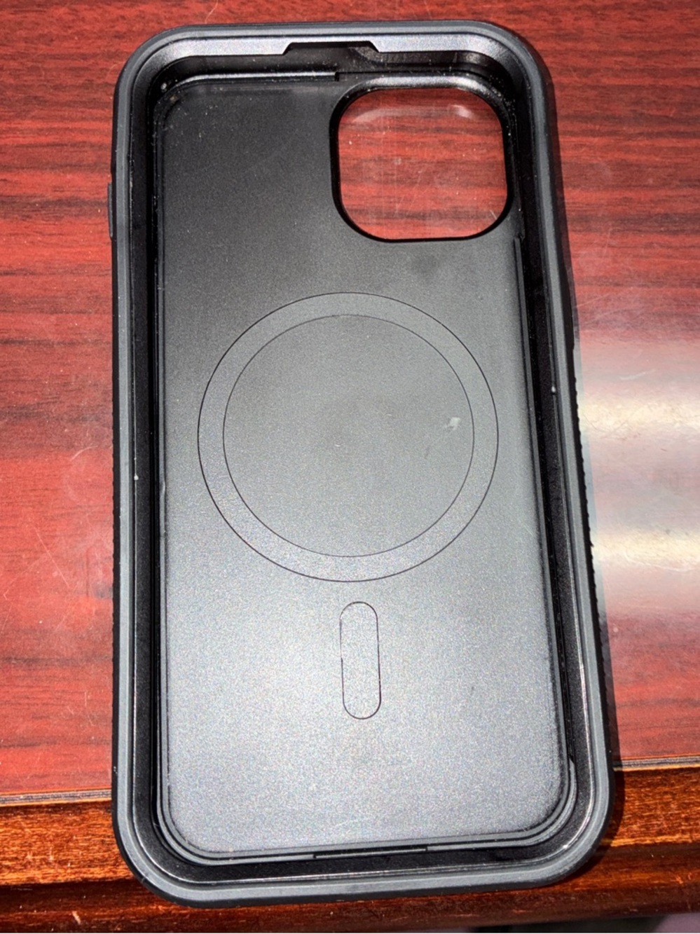 Black Magnetic-Compatible iPhone 16e Case